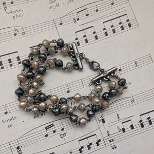 Elegant Faux Pearl Bracelet